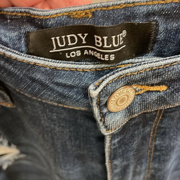 Women’s Judy Blue Jeans, Size 7/28 - Picture 3 of 11